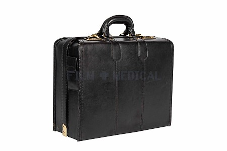 Doctors Bag (Dressed)